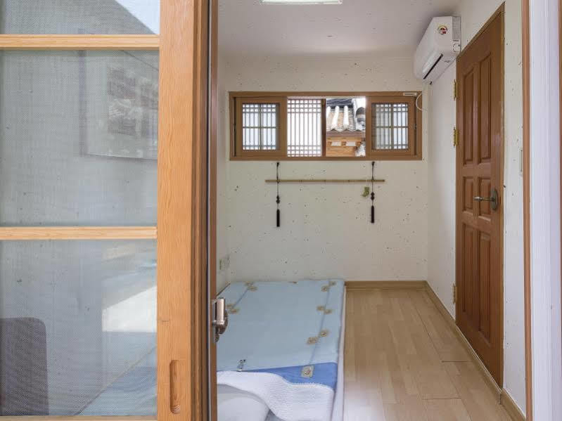 Xiwoo Hanok Guesthouse Seul Zewnętrze zdjęcie